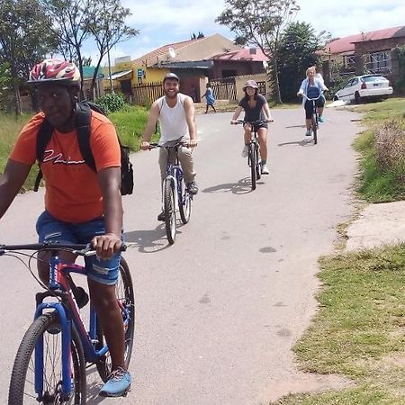 Authentic Bicycle Tours And Backpackers Pansiyon Soweto Dış mekan fotoğraf