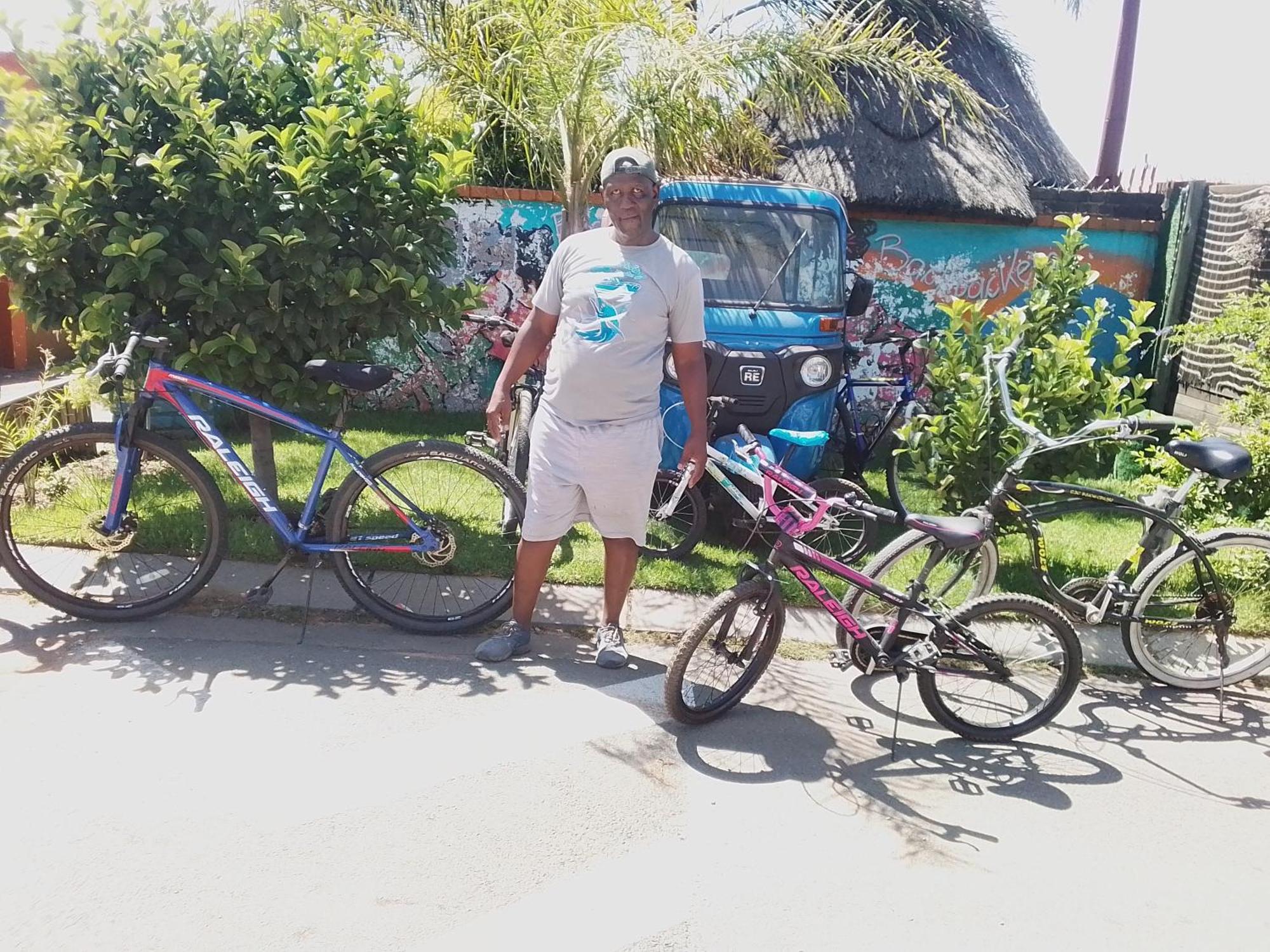 Authentic Bicycle Tours And Backpackers Pansiyon Soweto Dış mekan fotoğraf