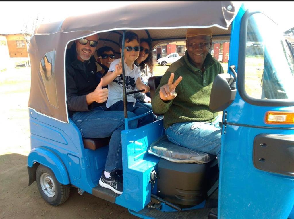 Authentic Bicycle Tours And Backpackers Pansiyon Soweto Dış mekan fotoğraf