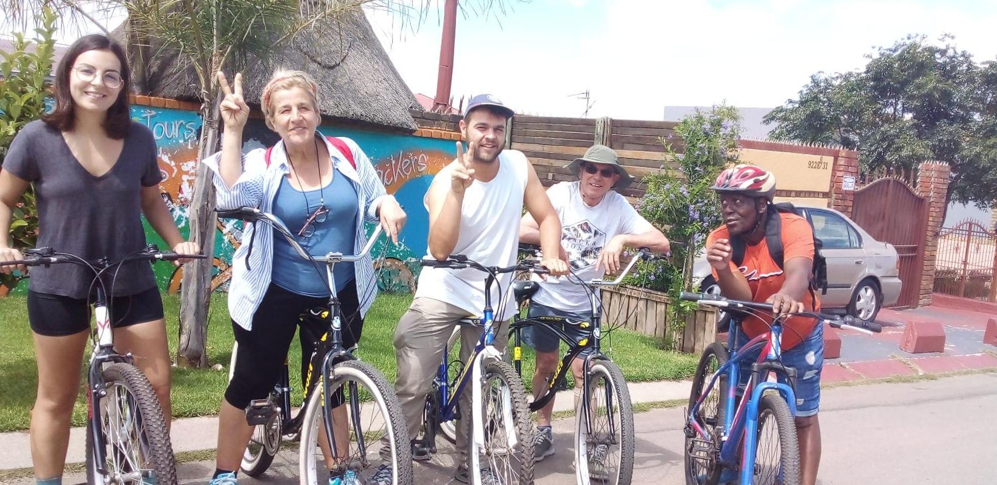 Authentic Bicycle Tours And Backpackers Pansiyon Soweto Oda fotoğraf